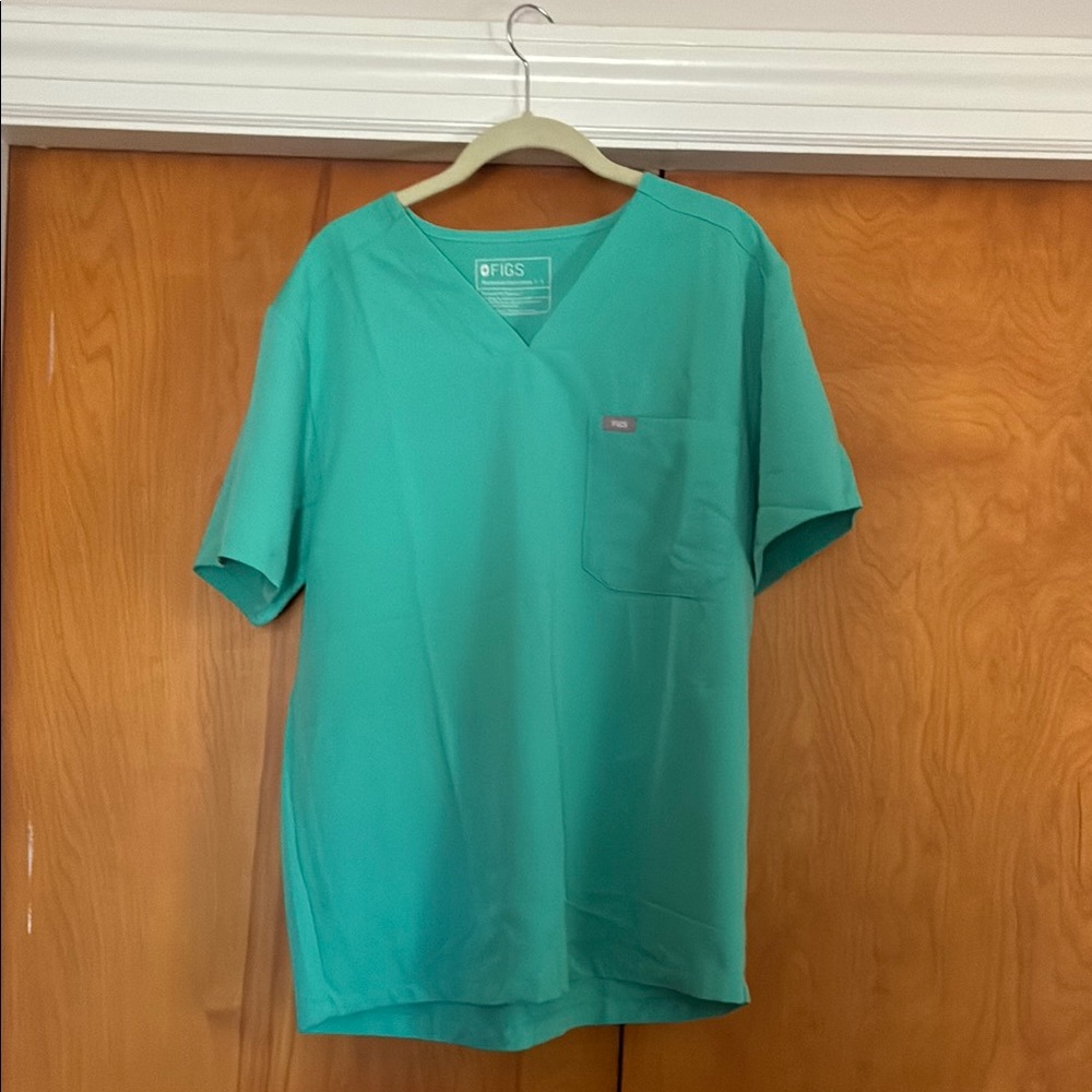 Figs Men's Teal V-Neck Short Sleeve Scrub Top L